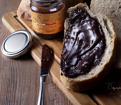 Miele al cioccolato fondente (Prezzo all'ingrosso € 7,00 vasetto vetro 100 gr)